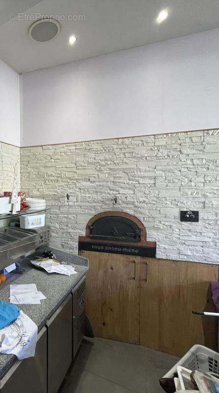 Commerce à DOMREMY-LA-PUCELLE