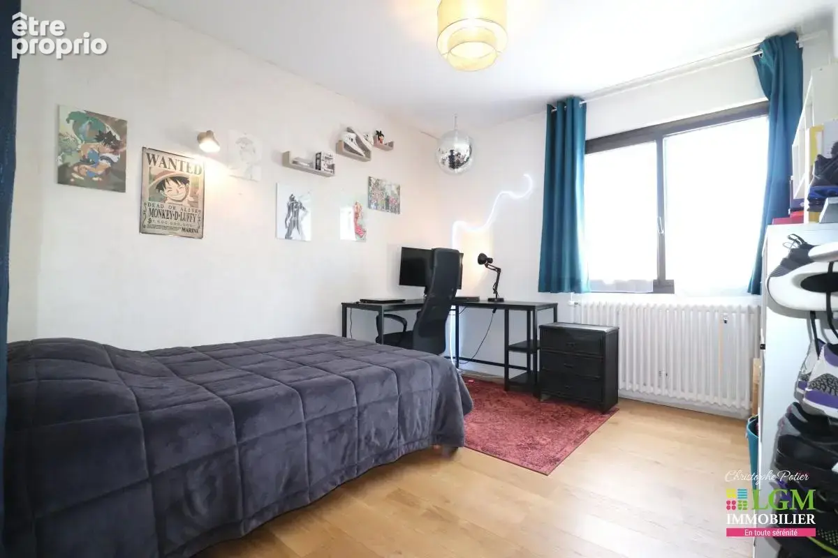 VALRÉAS (84) - Maison familiale lumineuse de 173 m² avec 4 chambres au fort potentiel d'aménagement - photo 11