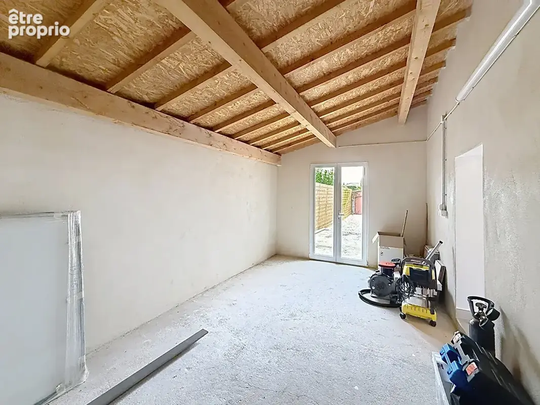 Maison Entraigues Sur La Sorgue 5 pièce(s) 174 m2 et appartement T2 indépendant 44 m² - photo 12