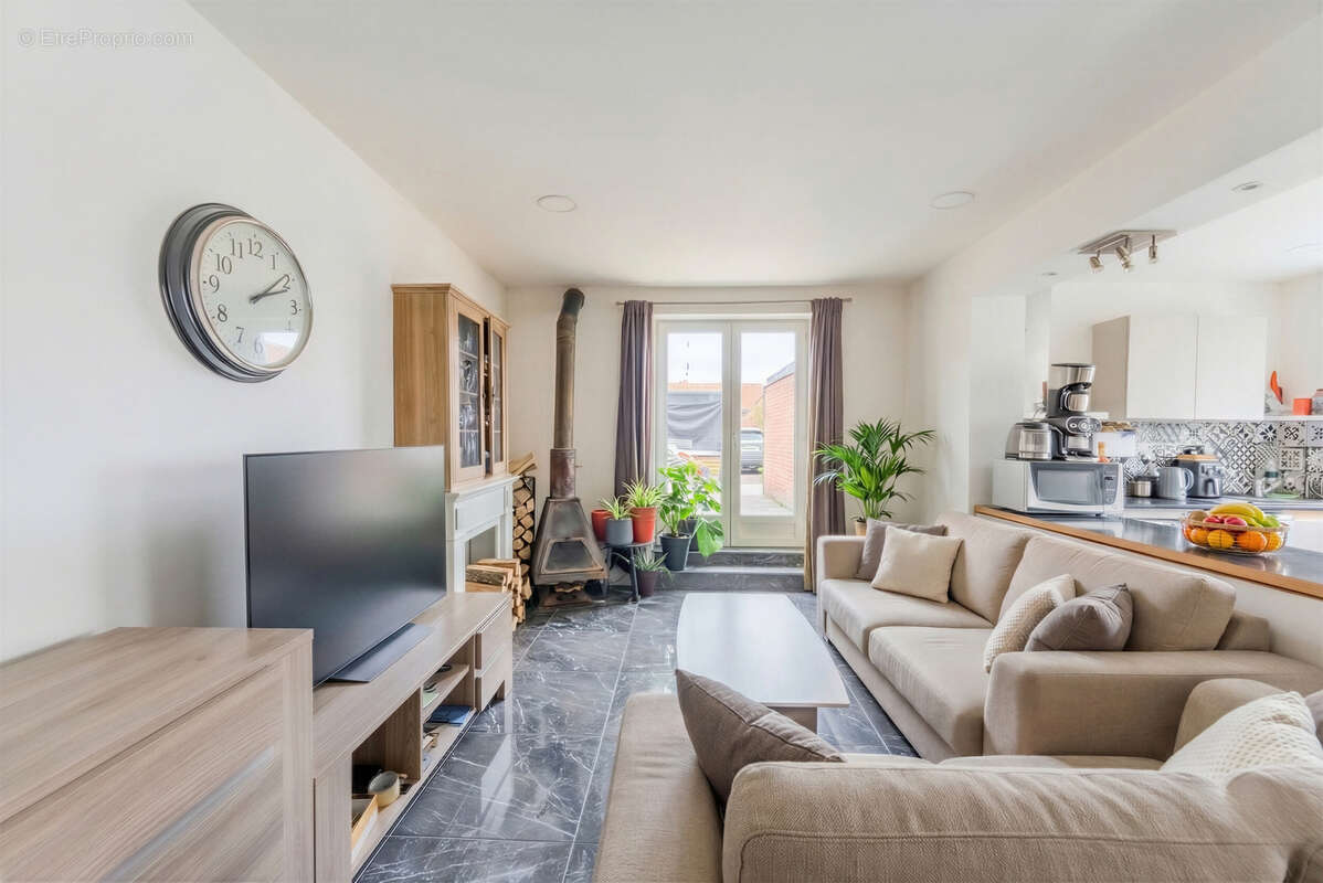 Appartement à GONDECOURT