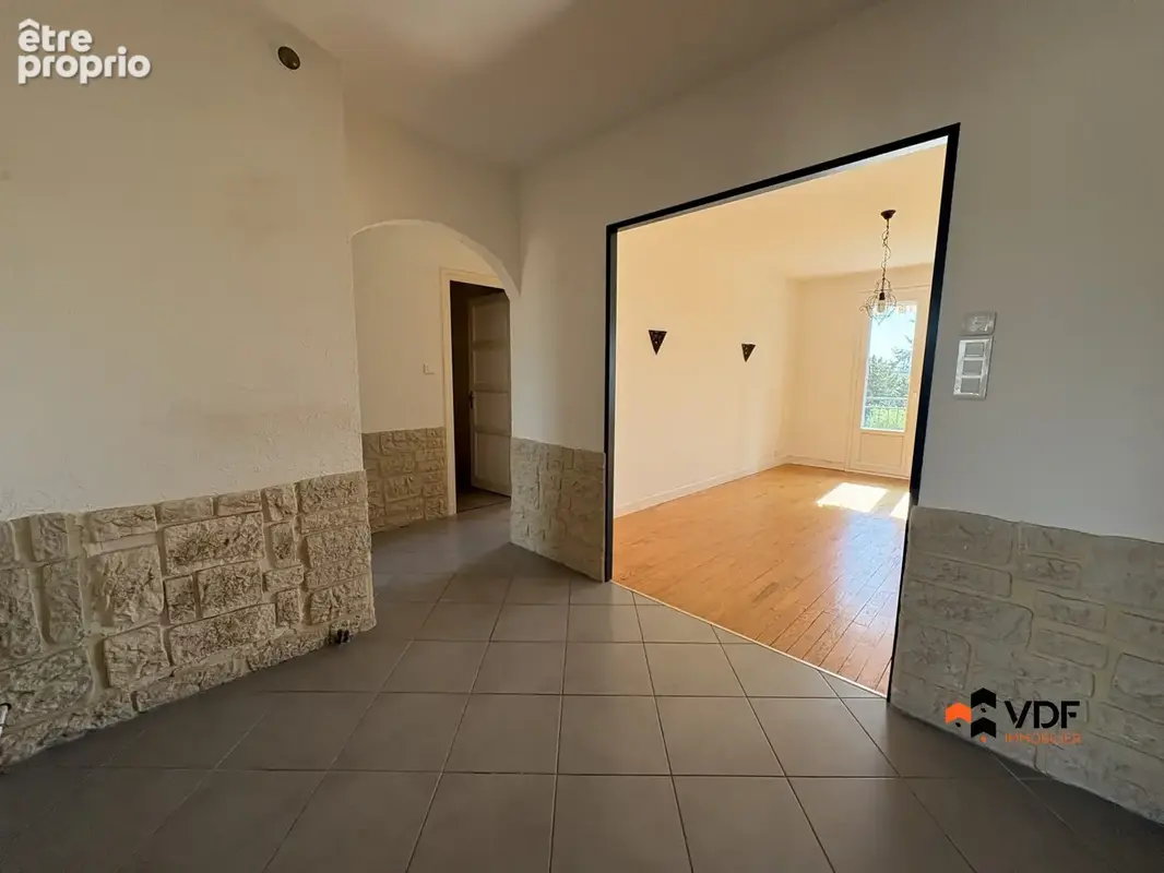 Appartement 3 pièces 71 m² à vendre à Roanne (42300) - photo 7