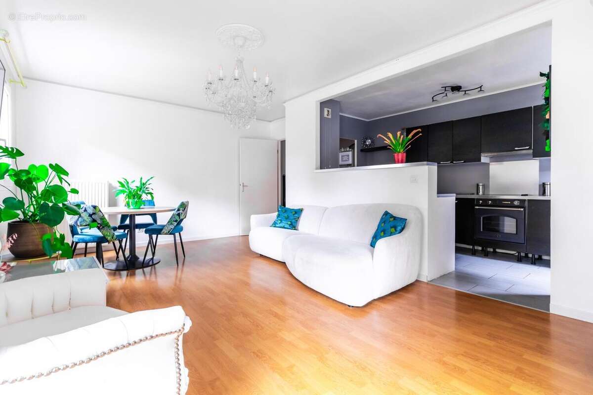 Photo 5 - Appartement à ELANCOURT