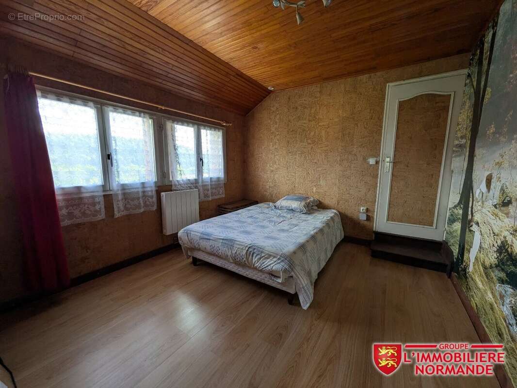 Maison d'habitation avec sous-sol - 4 chambres Terrain 1770 m² - photo 8