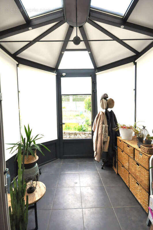 Maison à Saint Martin en Haut de 9 pièces, 165 m2 sur une parcelle de 1004 m². - photo 10