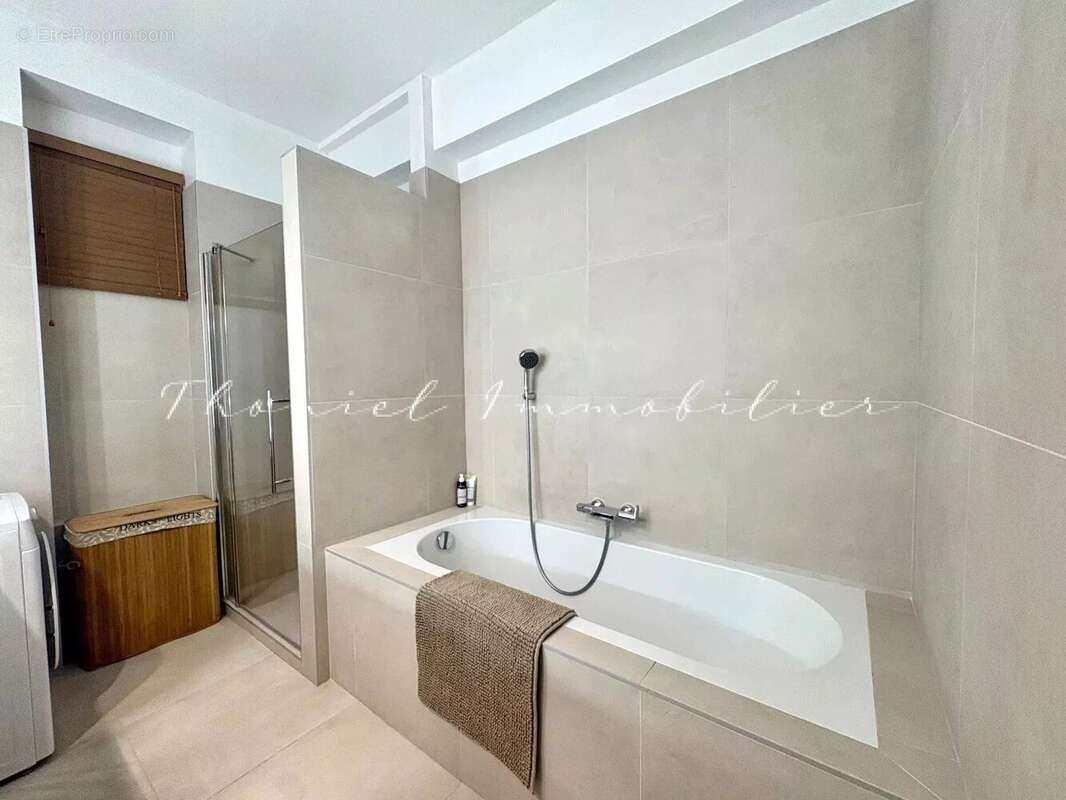 Appartement à GRIMAUD