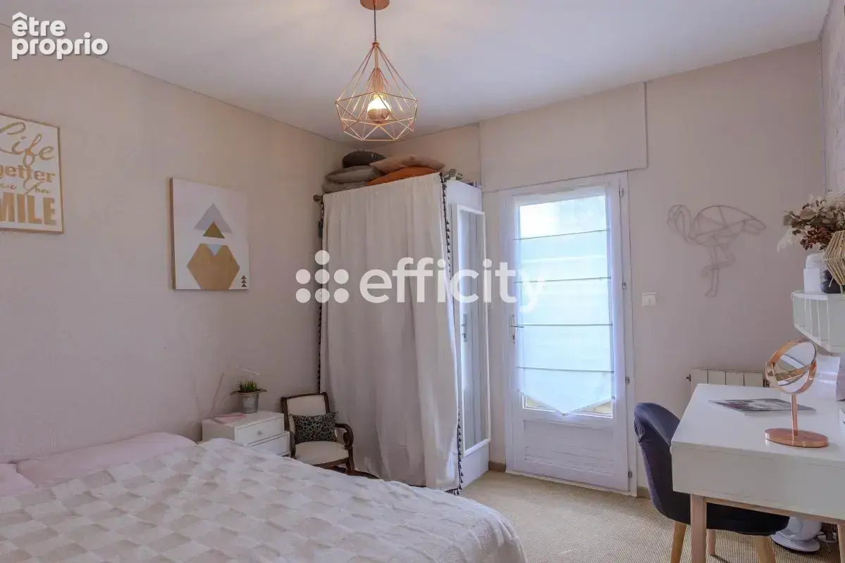 Maison 130 m² à Saint-Xandre  - photo 13