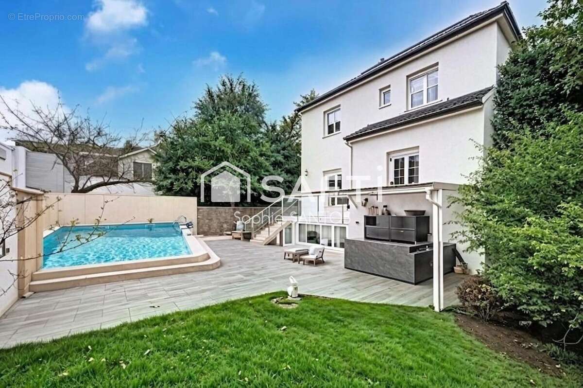 Photo 2 - Maison à NEUILLY-PLAISANCE