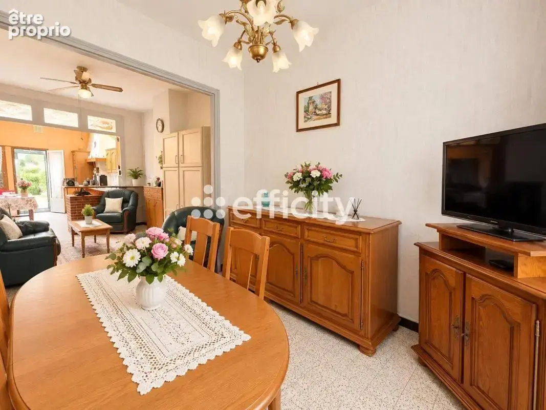 Maison 3 pièces 74 m² à vendre à Lille (59260) - photo 2