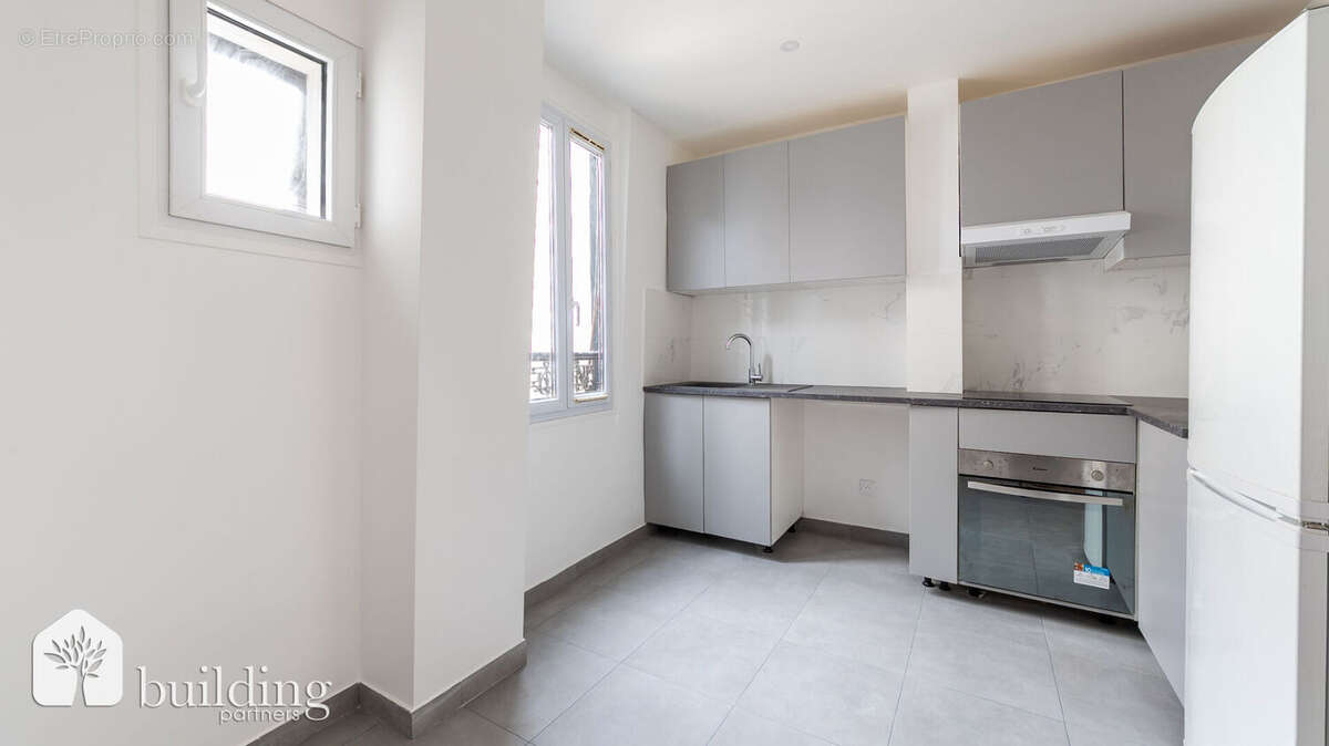 Levallois-Perret Mairie - Appartement 2 pièces rénové avec charme de l'ancien de 52.01m² - photo 16