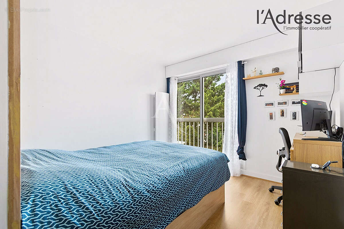 Appartement à SURESNES