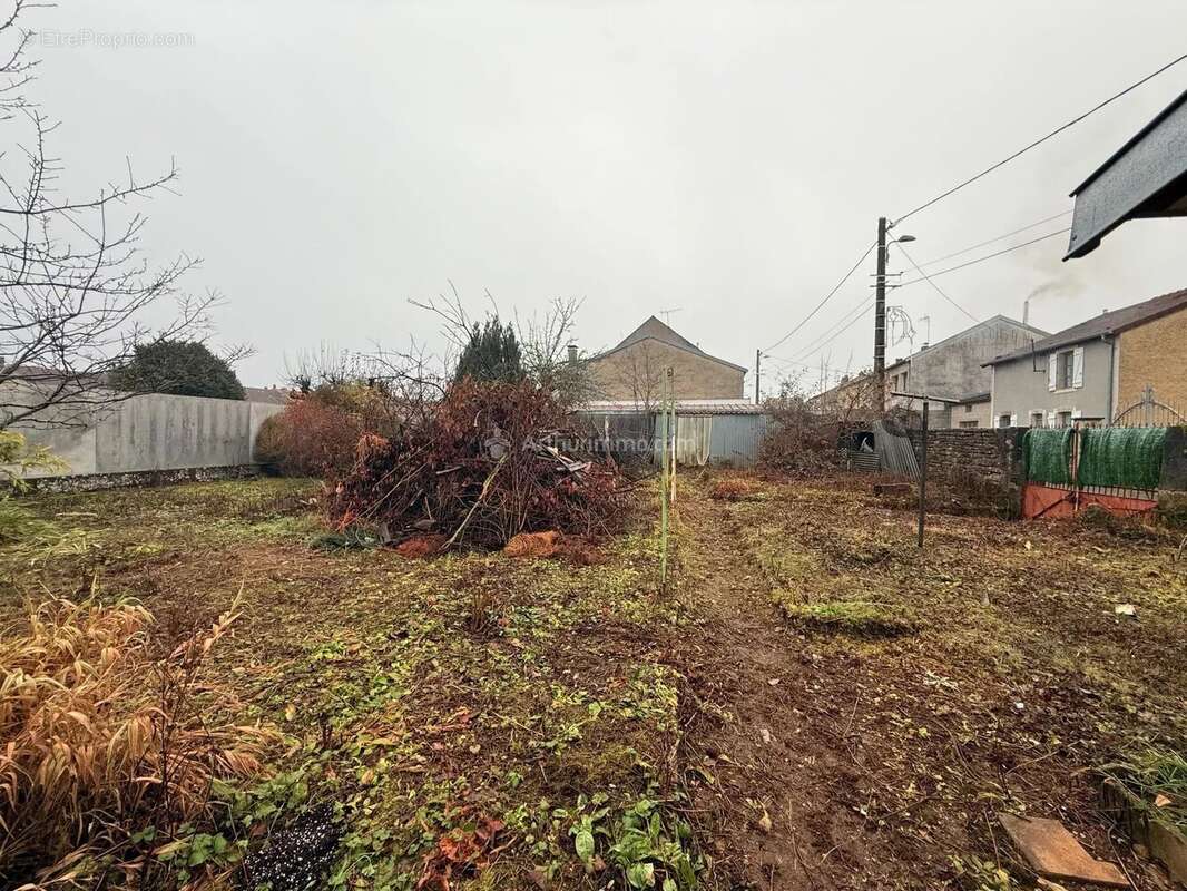 Maison à LIFFOL-LE-GRAND