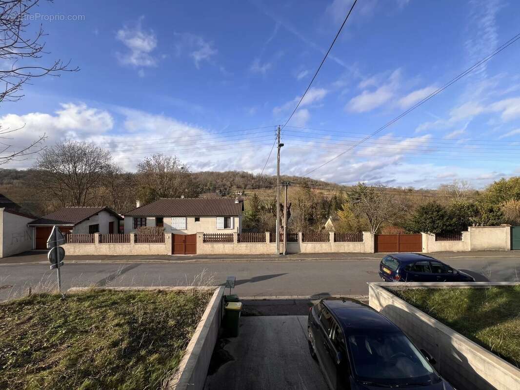 Maison à AUFFREVILLE-BRASSEUIL