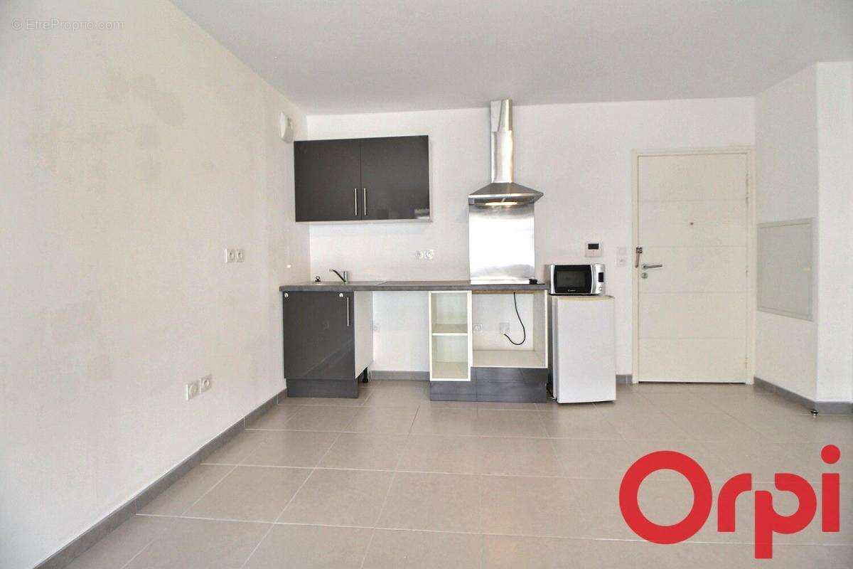 Appartement à MARSEILLE-2E