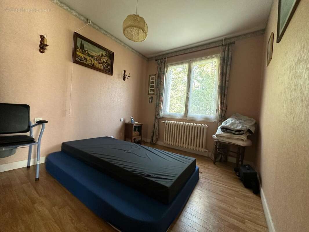 Maison à CHAUDEFONDS-SUR-LAYON