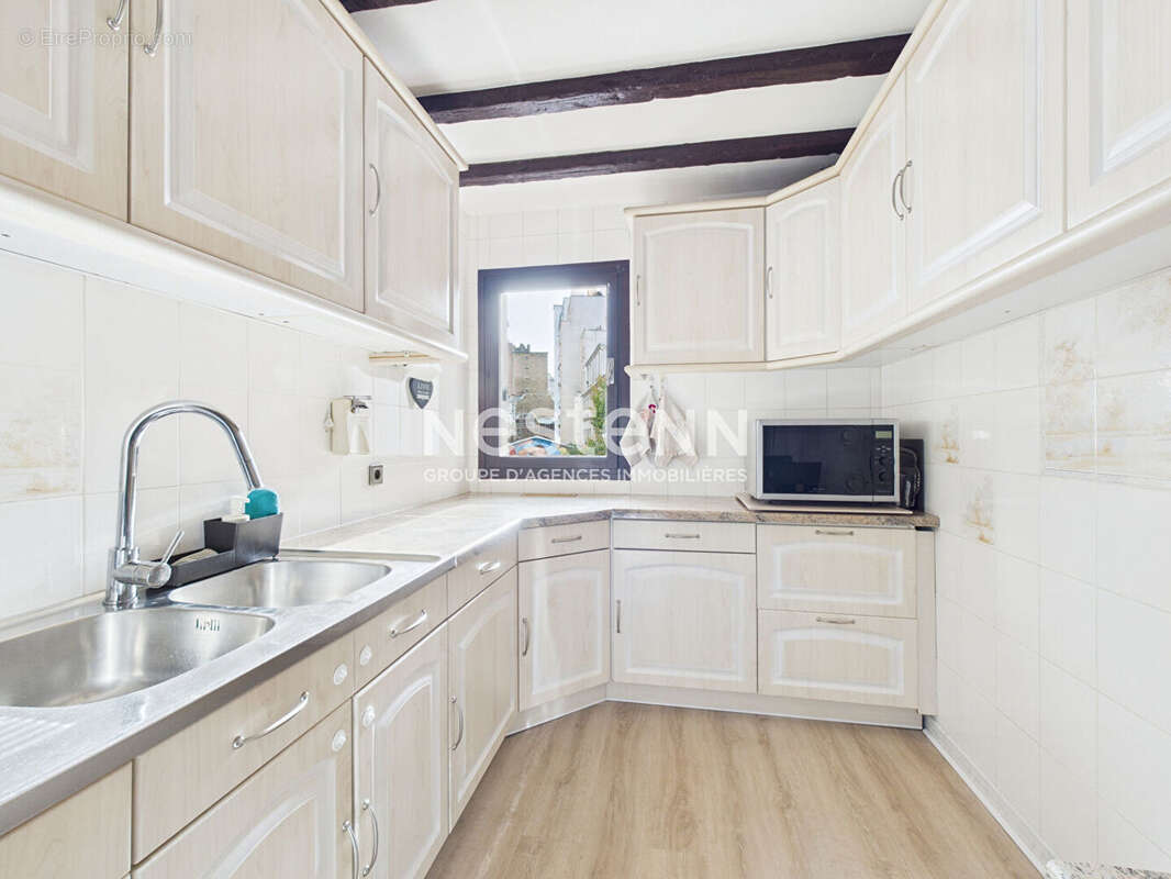 Appartement à PARIS-19E