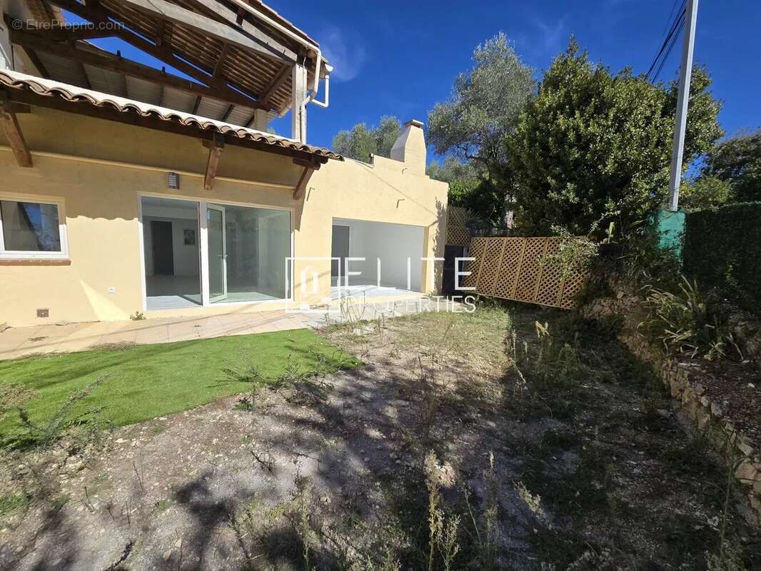 Appartement à VALBONNE