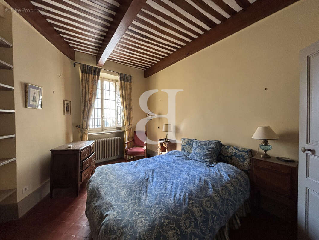 Maison 327 m² à Vaison-La-Romaine  - photo 9