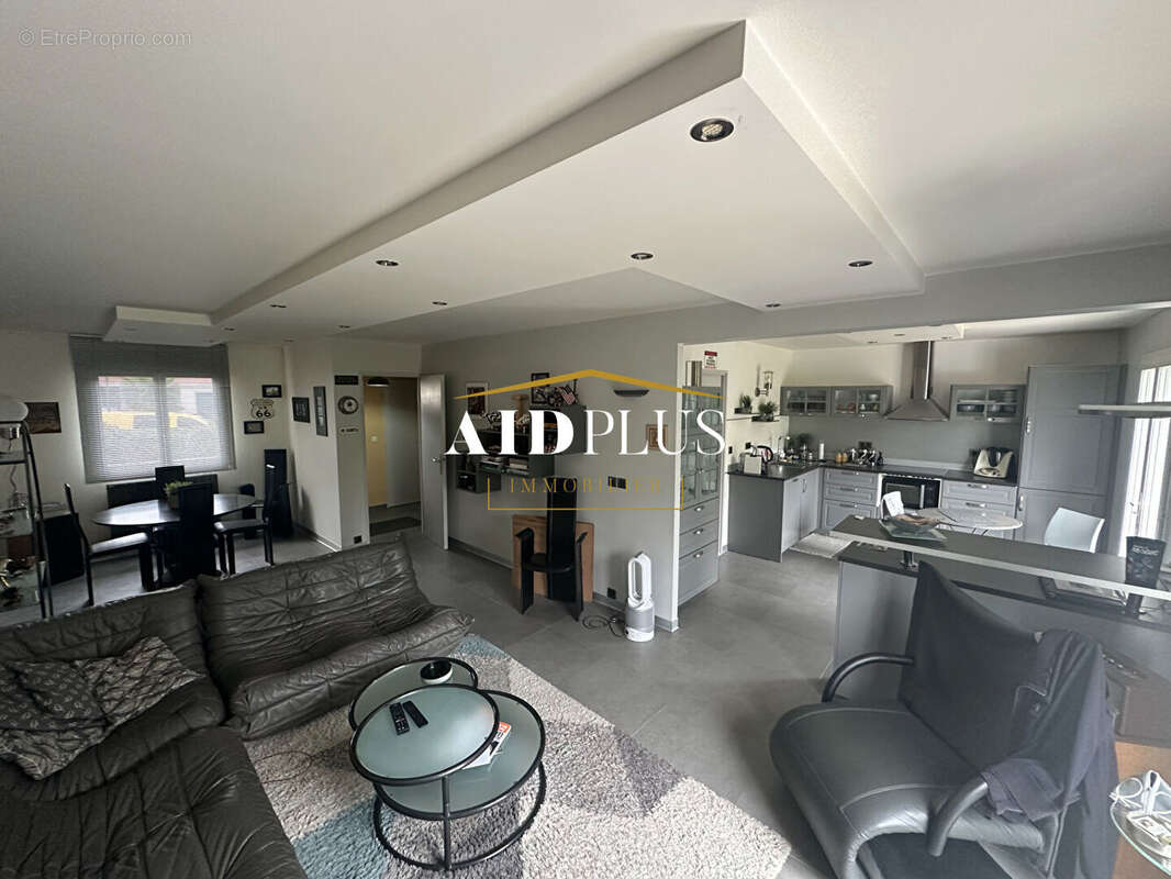 Maison à SAINT-LEU-LA-FORET