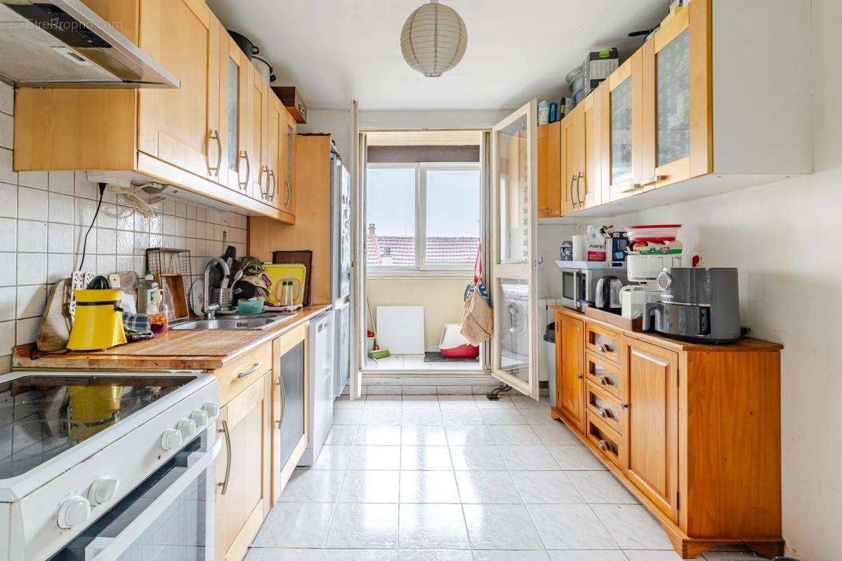 Appartement à GENNEVILLIERS