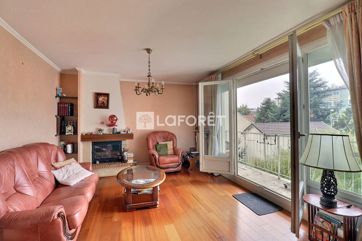 Appartement à VITRY-SUR-SEINE