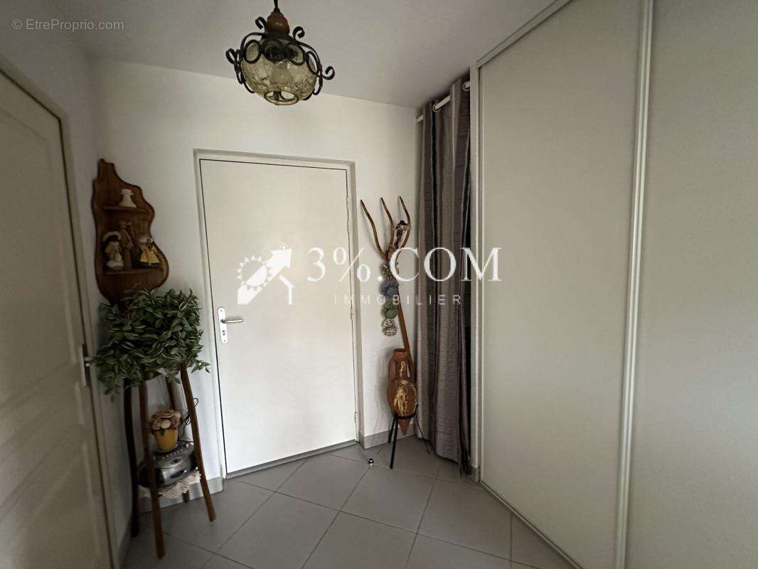 Appartement à SAINT-CHRISTOL-LES-ALES