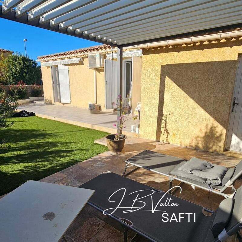 Photo 1 - Maison à BRIGNOLES