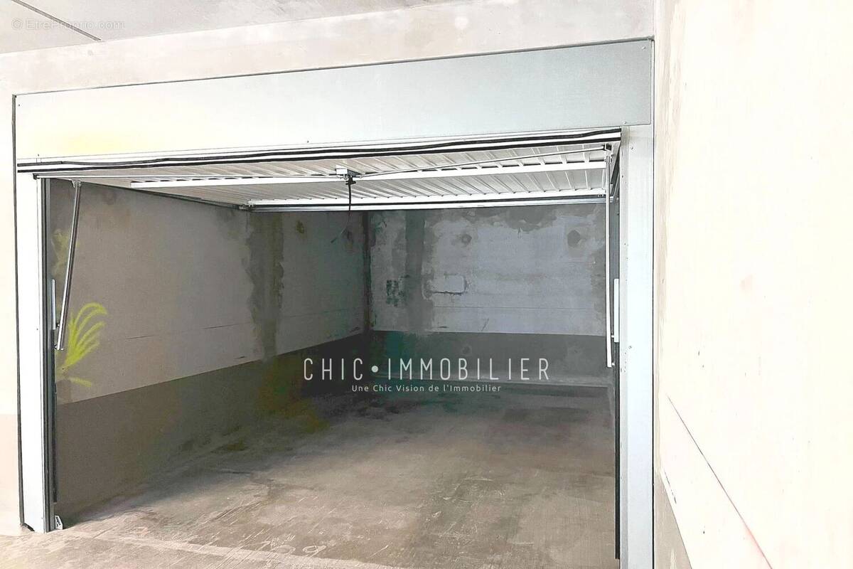 Parking à ARGELES-SUR-MER