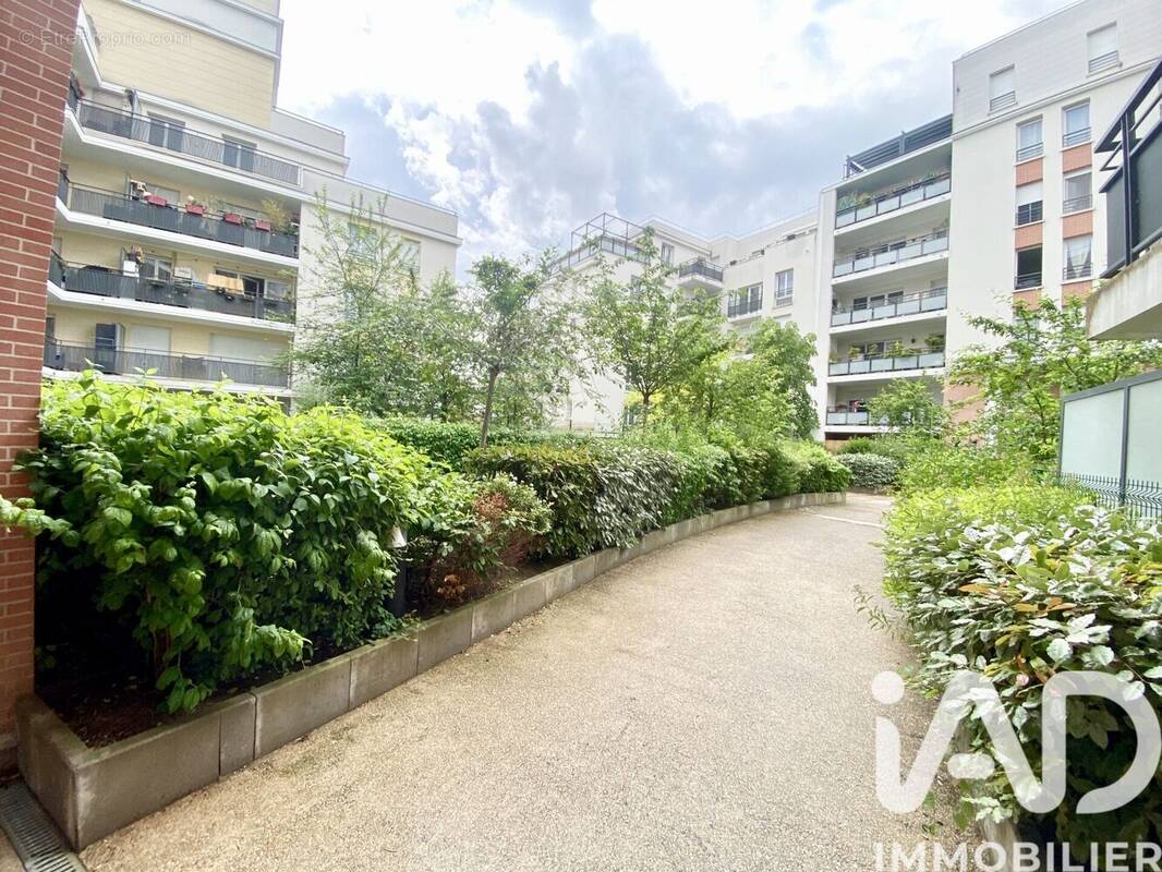 Photo 1 - Appartement à ROMAINVILLE