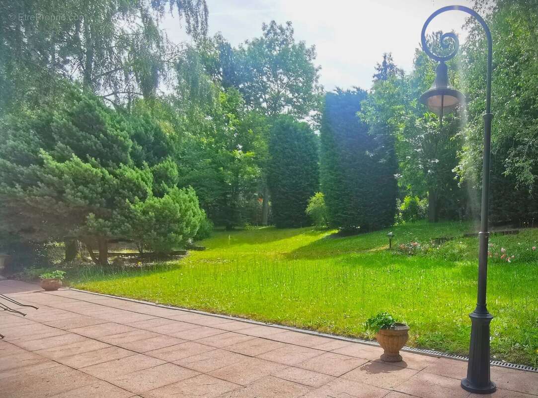 Maison à MONTFORT-L'AMAURY