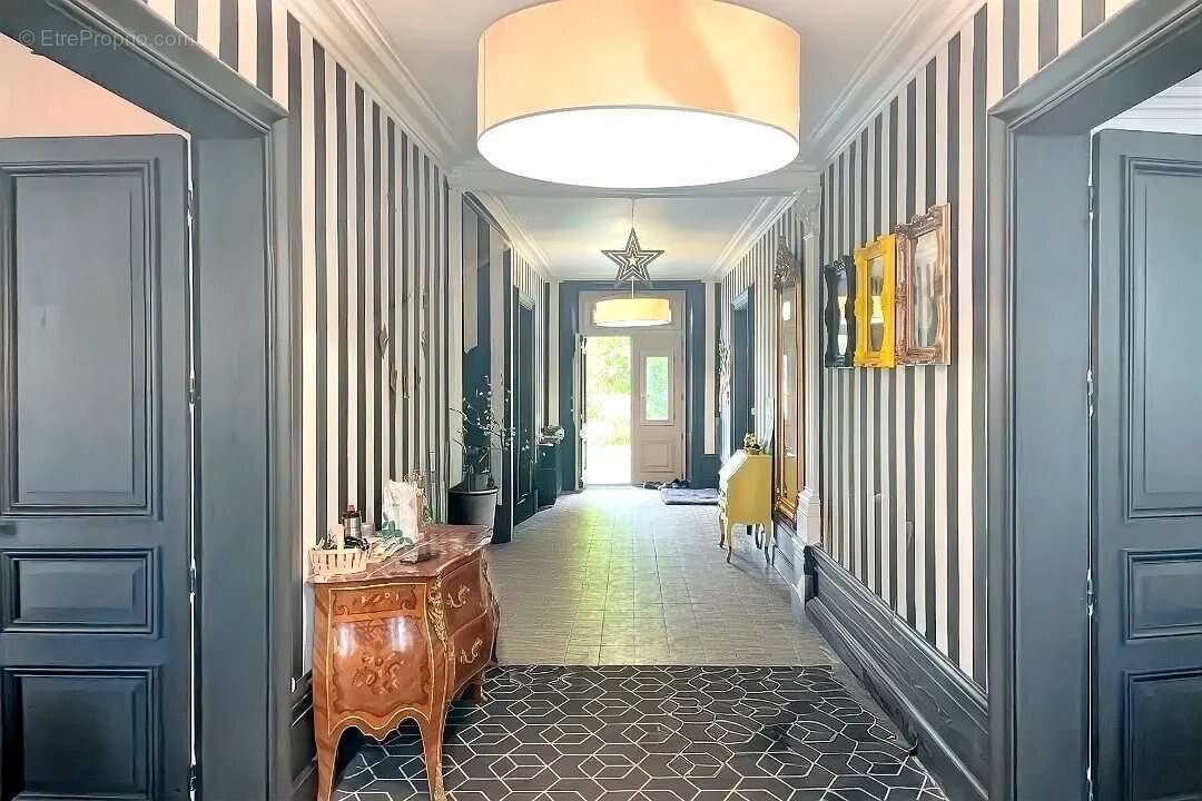 Maison à SAINT-PORCHAIRE