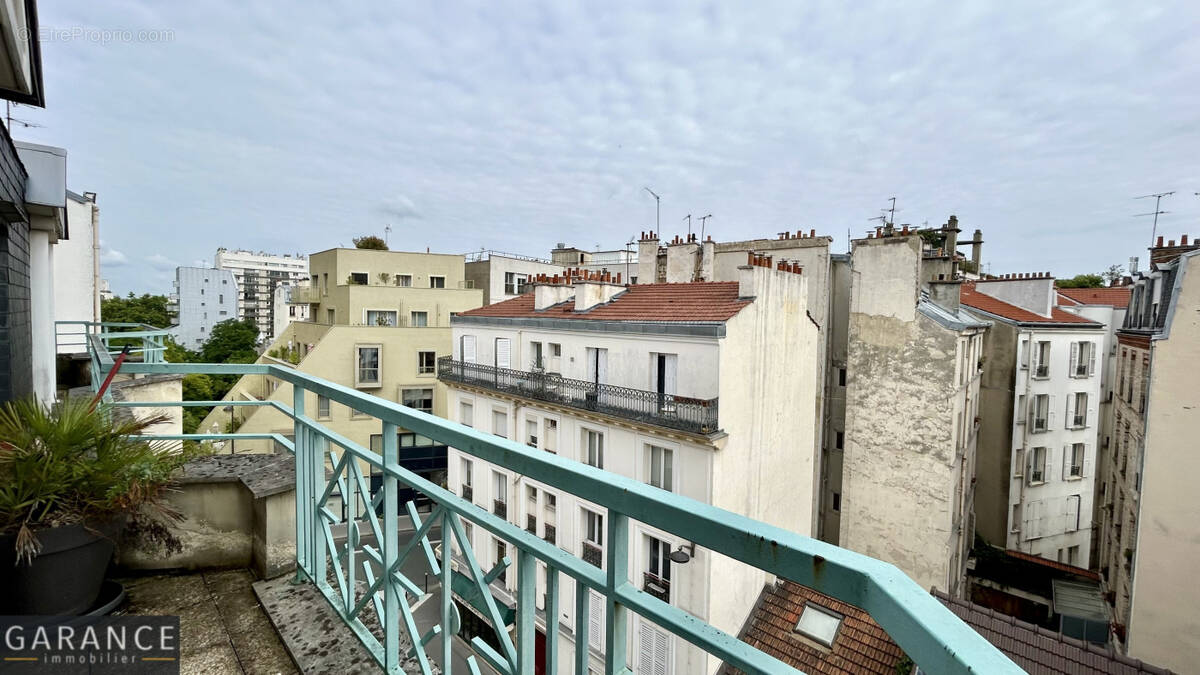 Appartement à PARIS-14E