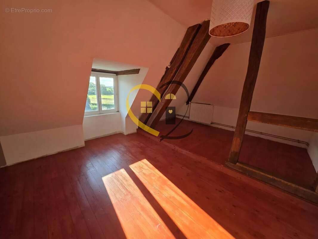 Maison à HENRICHEMONT