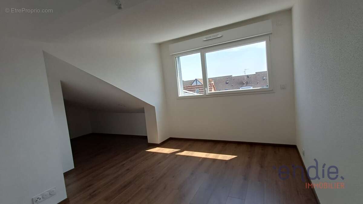ROSENAU  Superbe appartement 3 pièces au dernier étage  62,13 m² habitables et 91,48 m² au sol - photo 7
