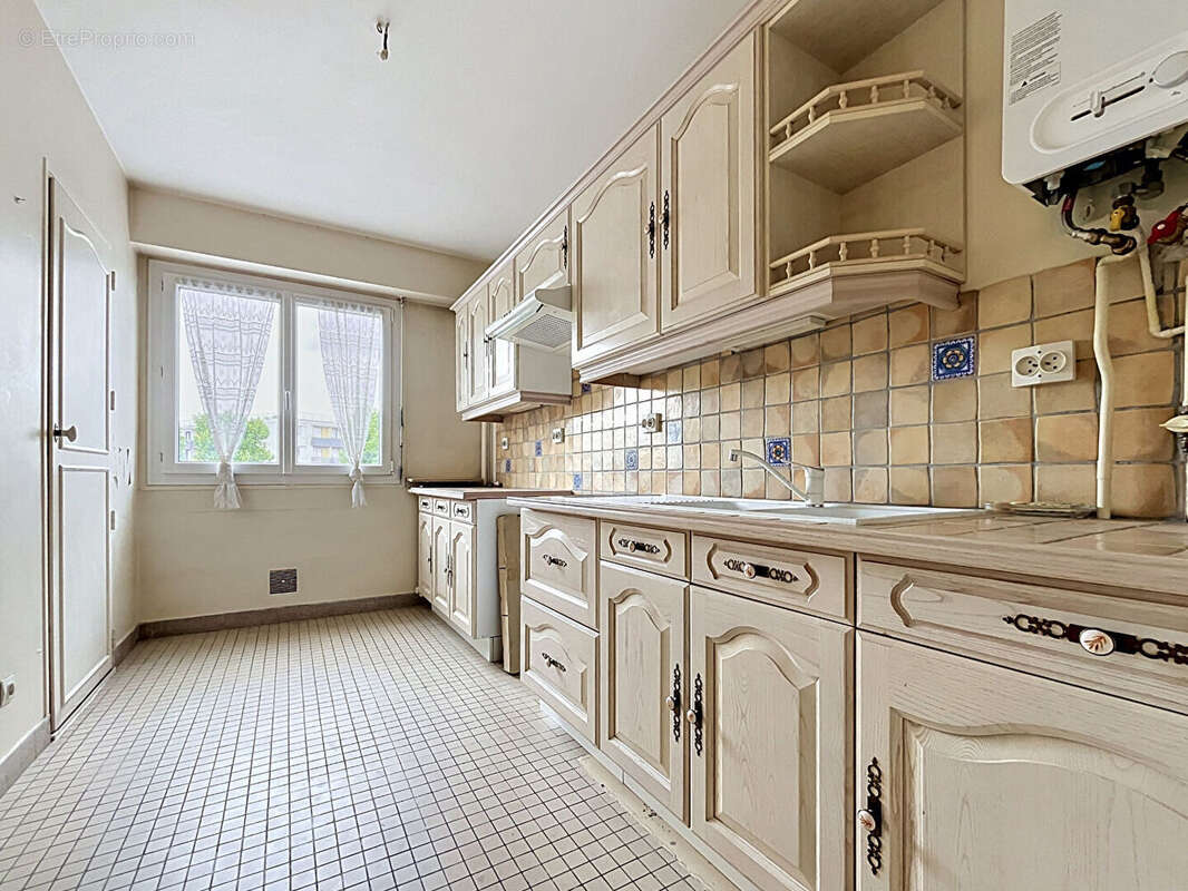 Appartement à SAINT-MICHEL-SUR-ORGE