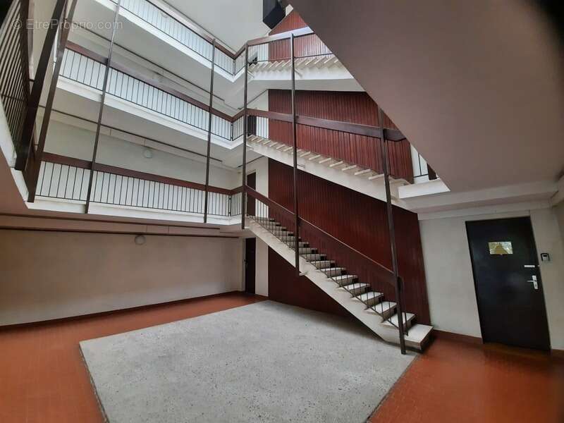 ALBI appartement de type 4 avec garage - photo 10