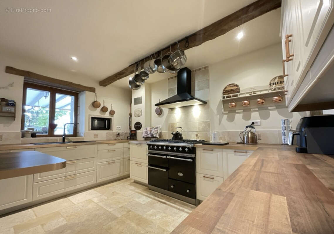 Maison à FESTALEMPS