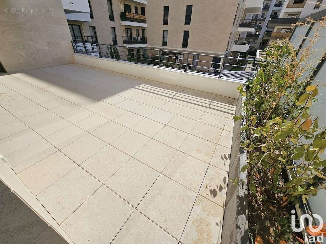 Photo 8 - Appartement à CLICHY