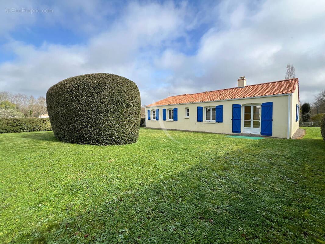 Maison à TALMONT-SAINT-HILAIRE