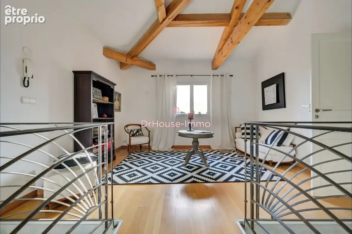 Maison 5 pièces 222 m² à vendre à Marseille-12e (13012) - photo 7