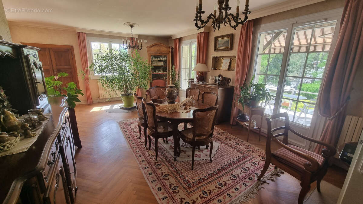 Maison à BELLEY