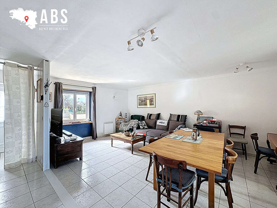 Maison 133 m² à Ferel  - photo 9