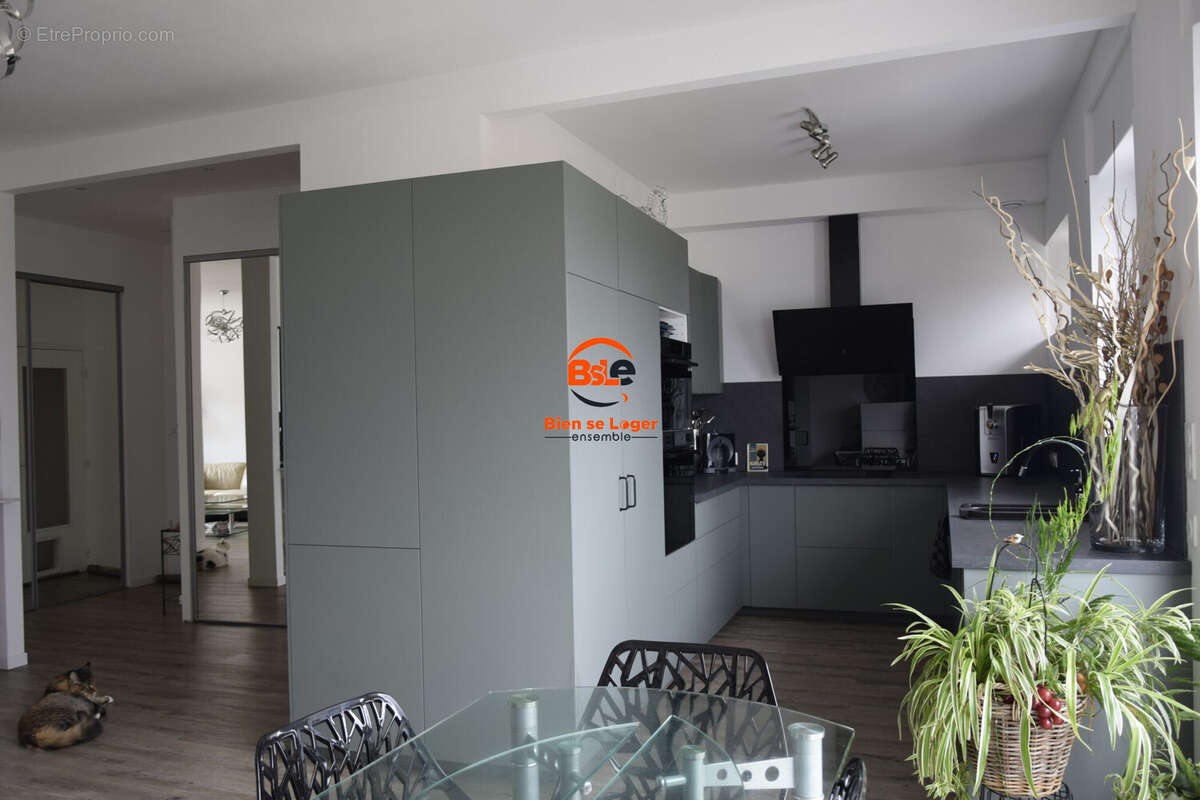 Maison à VEYRE-MONTON