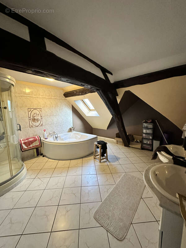 Appartement à FAY-AUX-LOGES