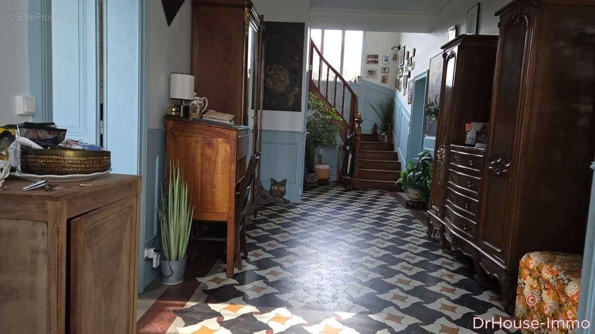 Maison 412 m² à Martigne-Briand  - photo 63