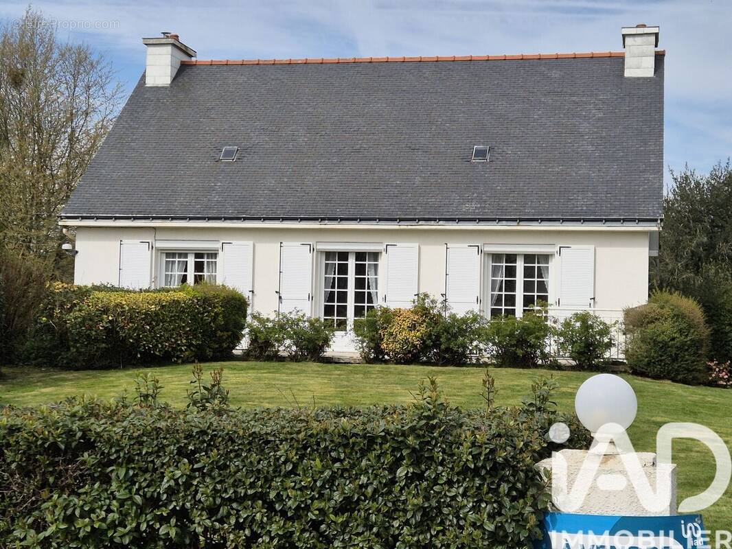Photo 1 - Maison à MAEL-CARHAIX