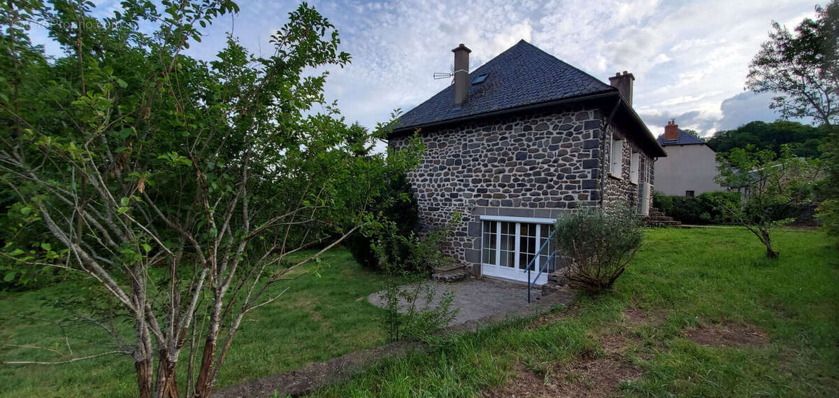 Maison à LES TERNES