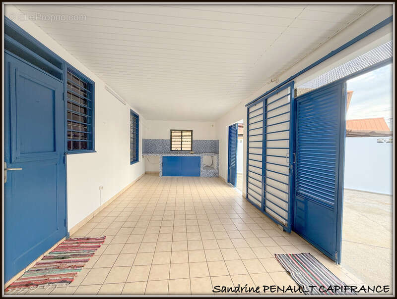 Appartement à KOUROU