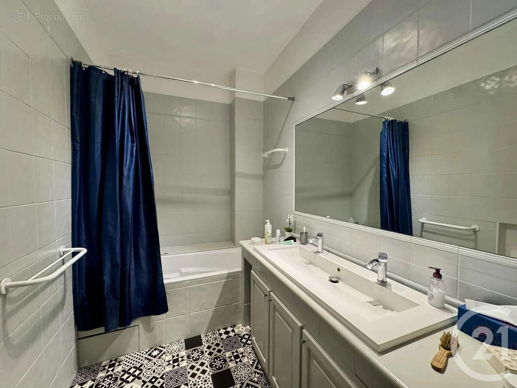 Appartement 73 m² à Villeurbanne  - photo 14