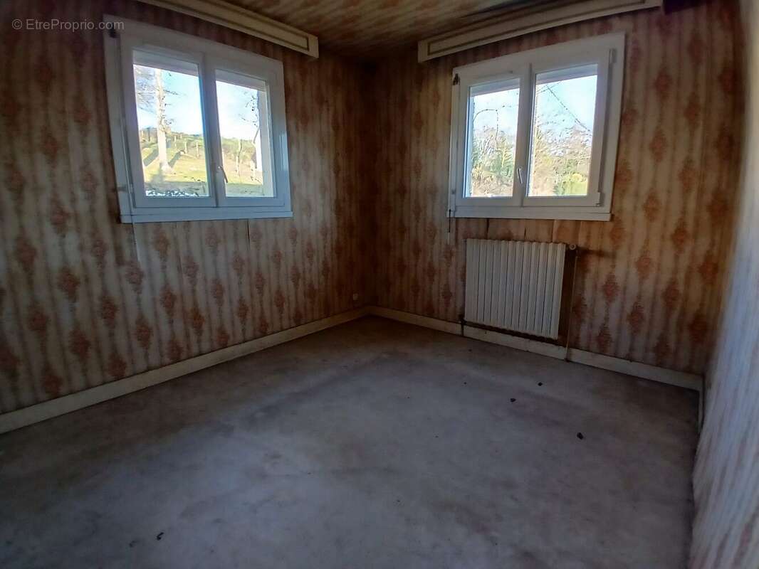 Maison à LA CHARTRE-SUR-LE-LOIR