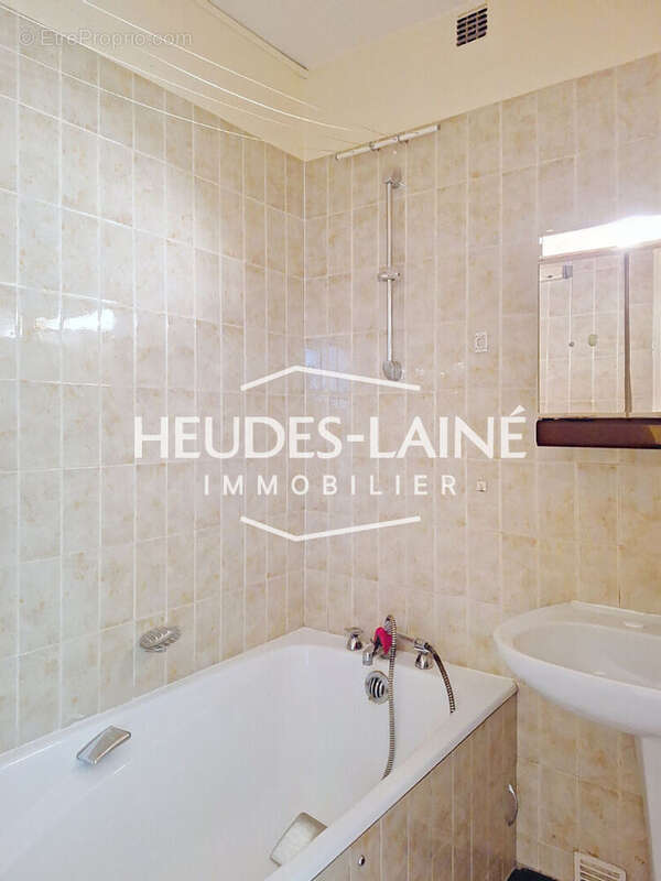 Appartement 4 pièces 68 m2 50300 AVRANCHES - photo 8